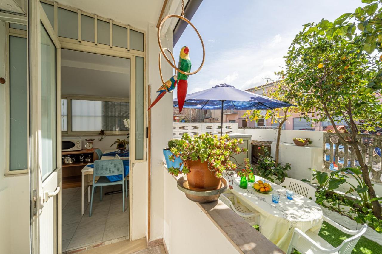 Monolocale Gio Apartman Carbonia Kültér fotó