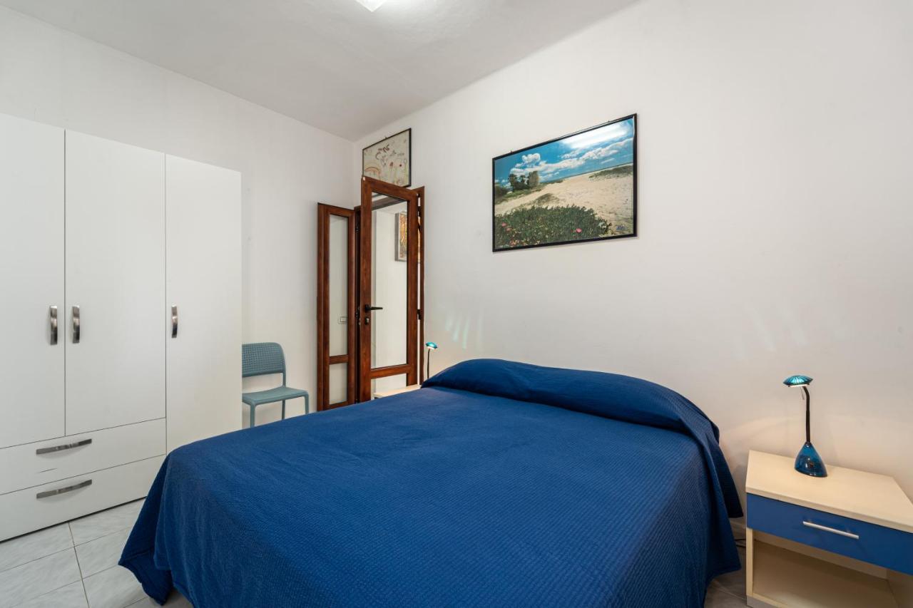 Monolocale Gio Apartman Carbonia Kültér fotó