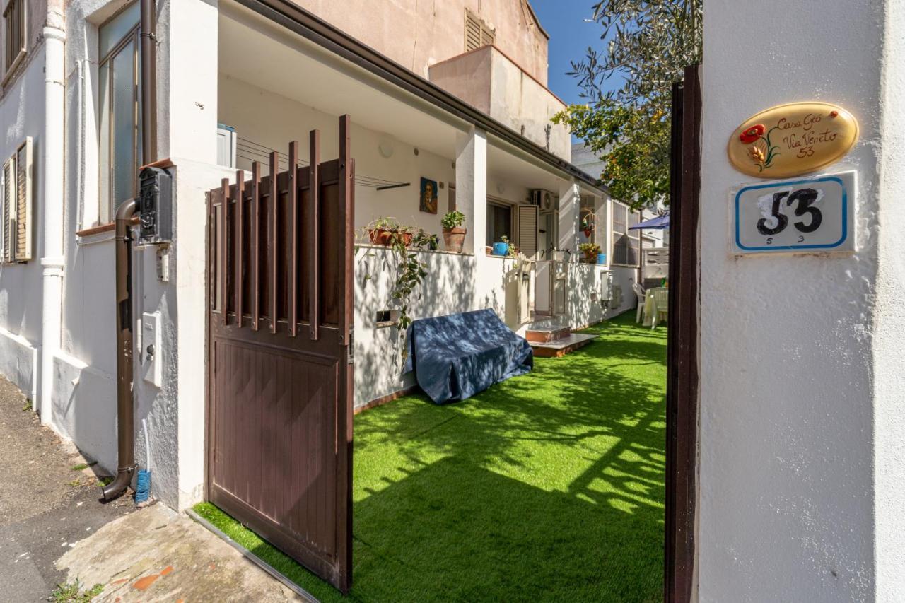 Monolocale Gio Apartman Carbonia Kültér fotó
